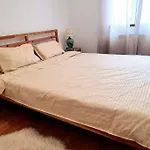 Central Designer Apartment